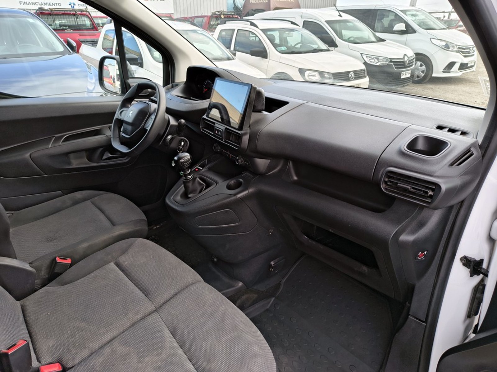 PEUGEOT PARTNER PARTNER L1 1.5 Diesel 4X2 T/M 2024 - Imagen 17 de 17