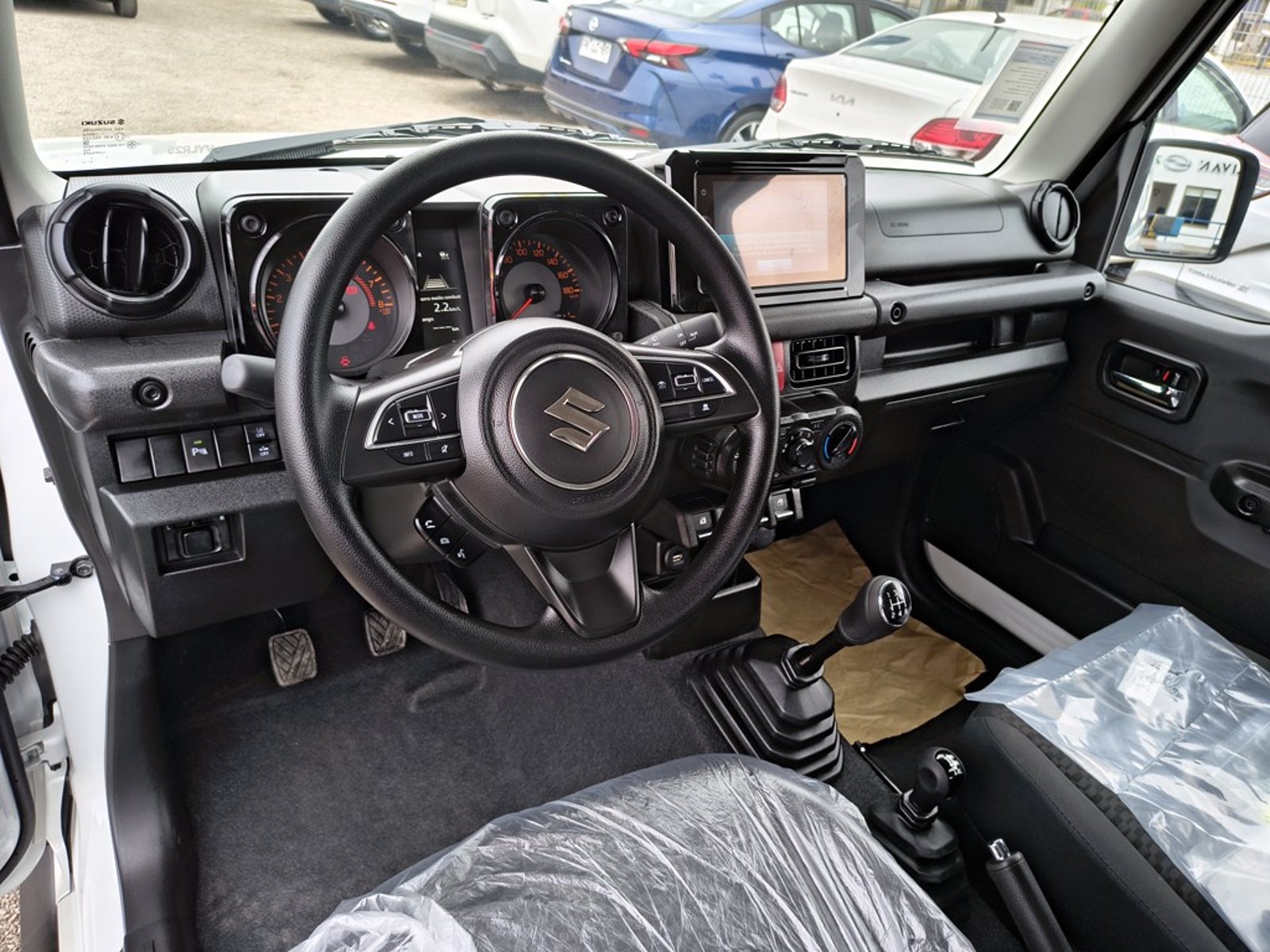 Suzuki JIMNY GL WINCHE MT 4X4 PRECIO+ IVA 2026 - Imagen 10 de 19