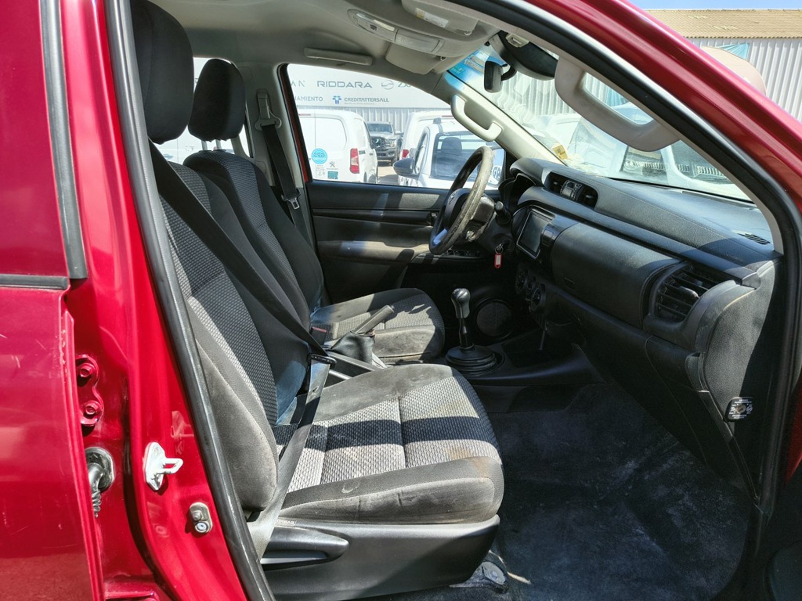 Toyota HILUX TSS 2.4 Diesel 4X2 T/M 2022 - Imagen 19 de 20