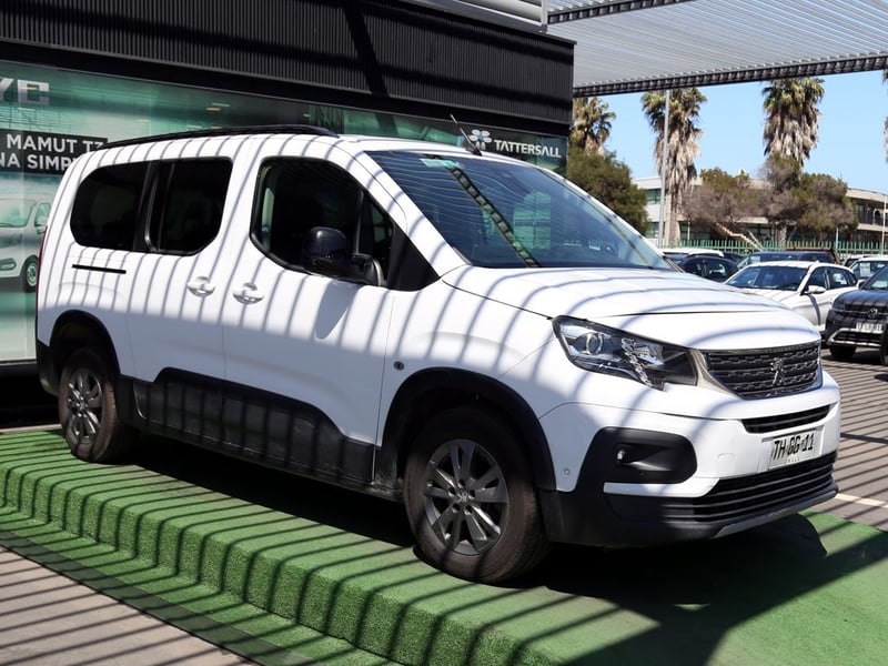 Peugeot RIFTER 1.5 ALLURE DIESEL AUITOMATICA 2024 - Imagen 3 de 20