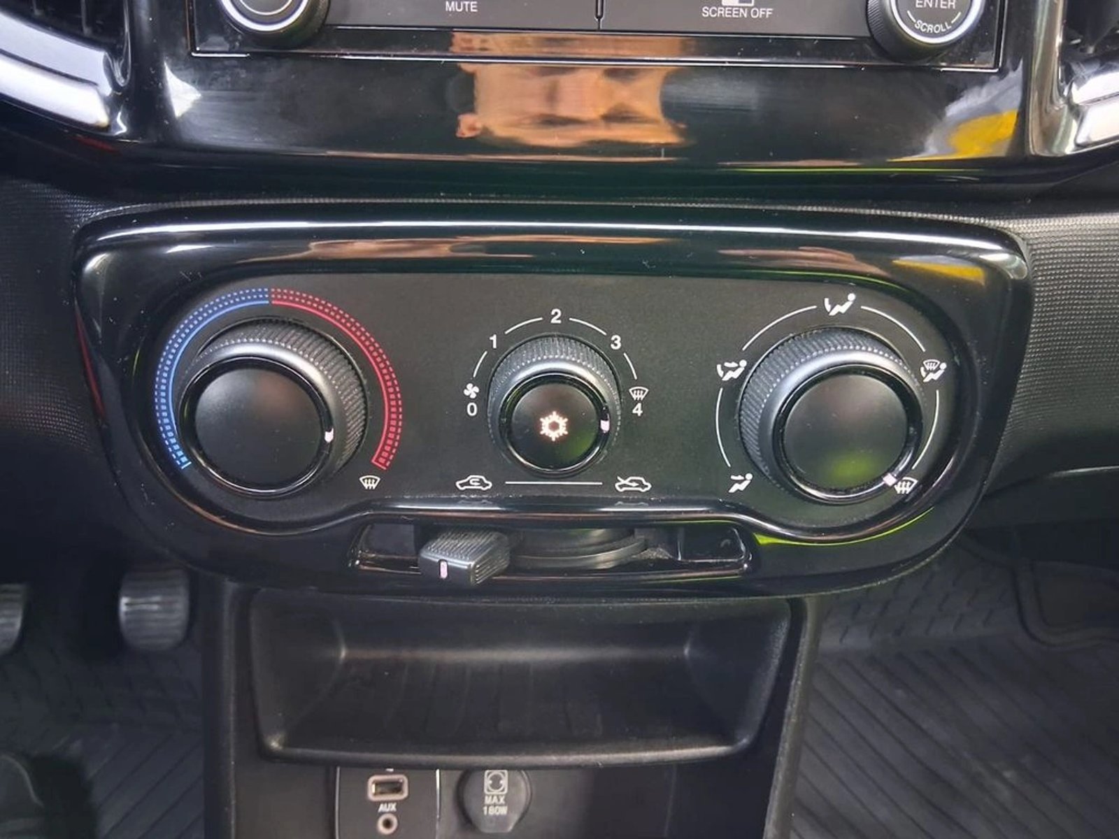 RAM 700 700 BIGHORN DCAB 1.3 2024 - Imagen 13 de 20