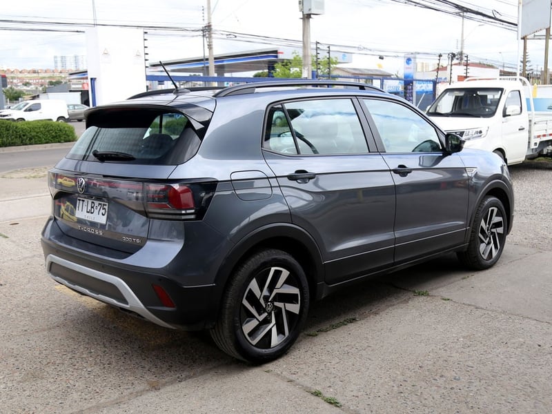 Volkswagen T-CROSS TSI COMFORTLINE 1.0 AUT 2025 - Imagen 6 de 20