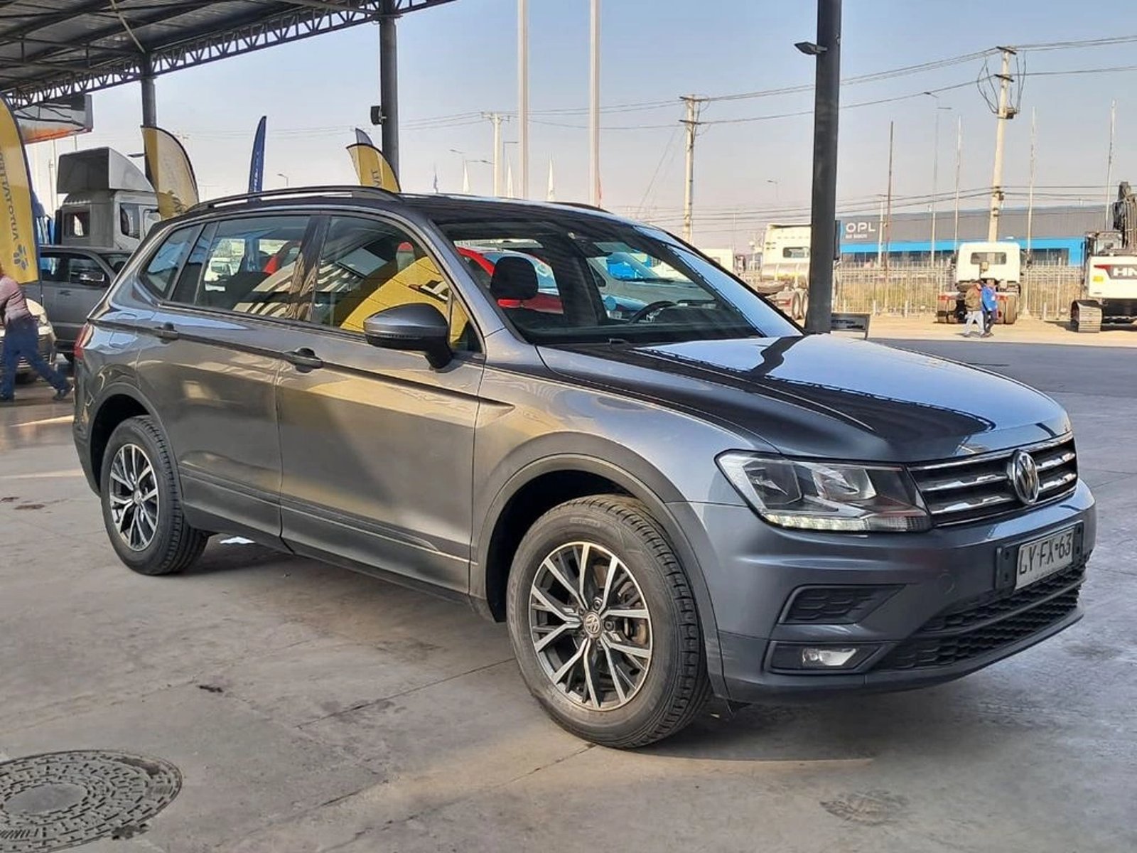 VOLKSWAGEN TIGUAN 1.4 TSI COMFORTLINE 5P AT 2020 - Foto 4 de 18