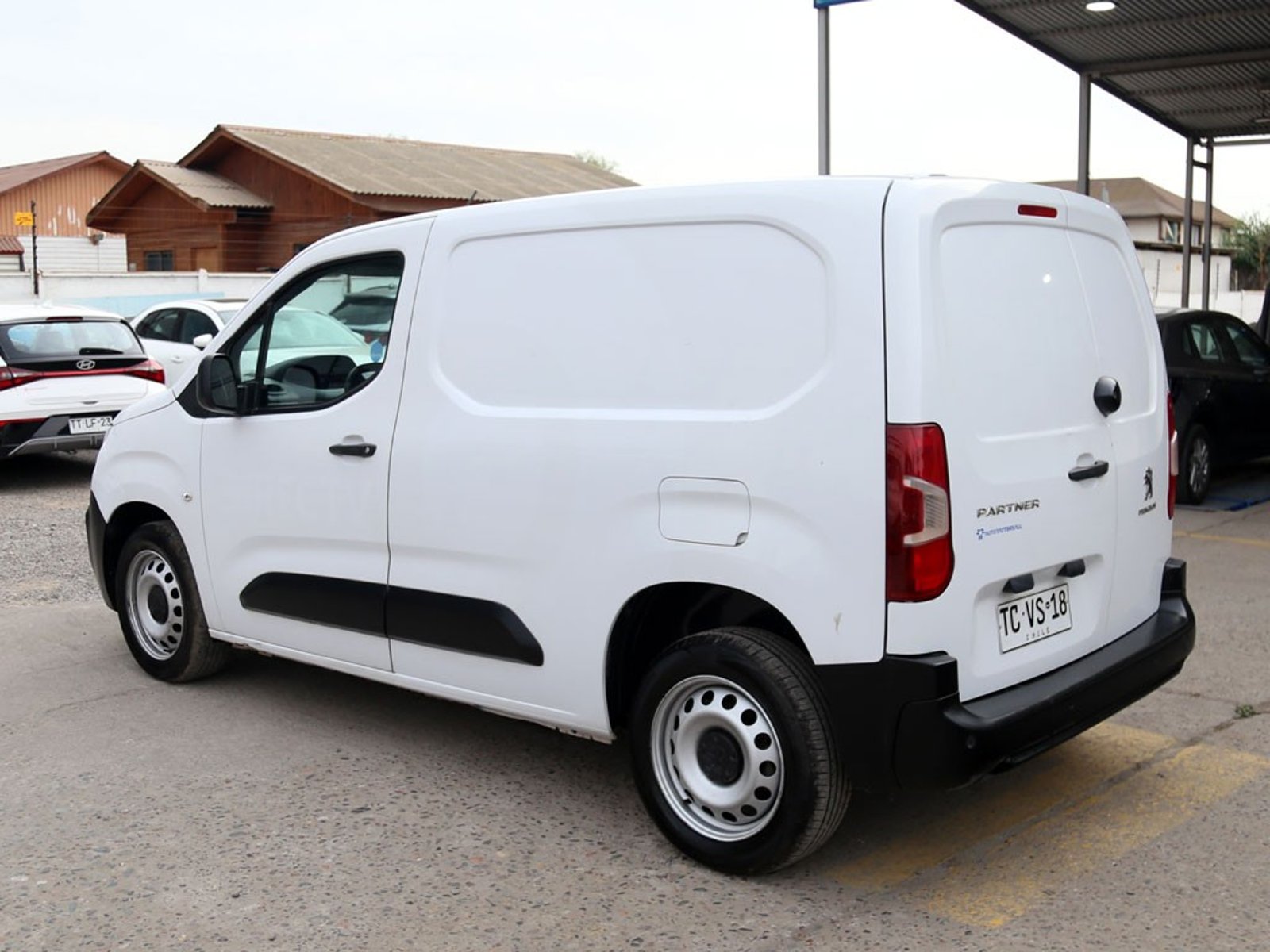 PEUGEOT PARTNER 1.5 L1 HDI DIESEL 100HP 4X2 MT 5P 2024 - Imagen 7 de 19