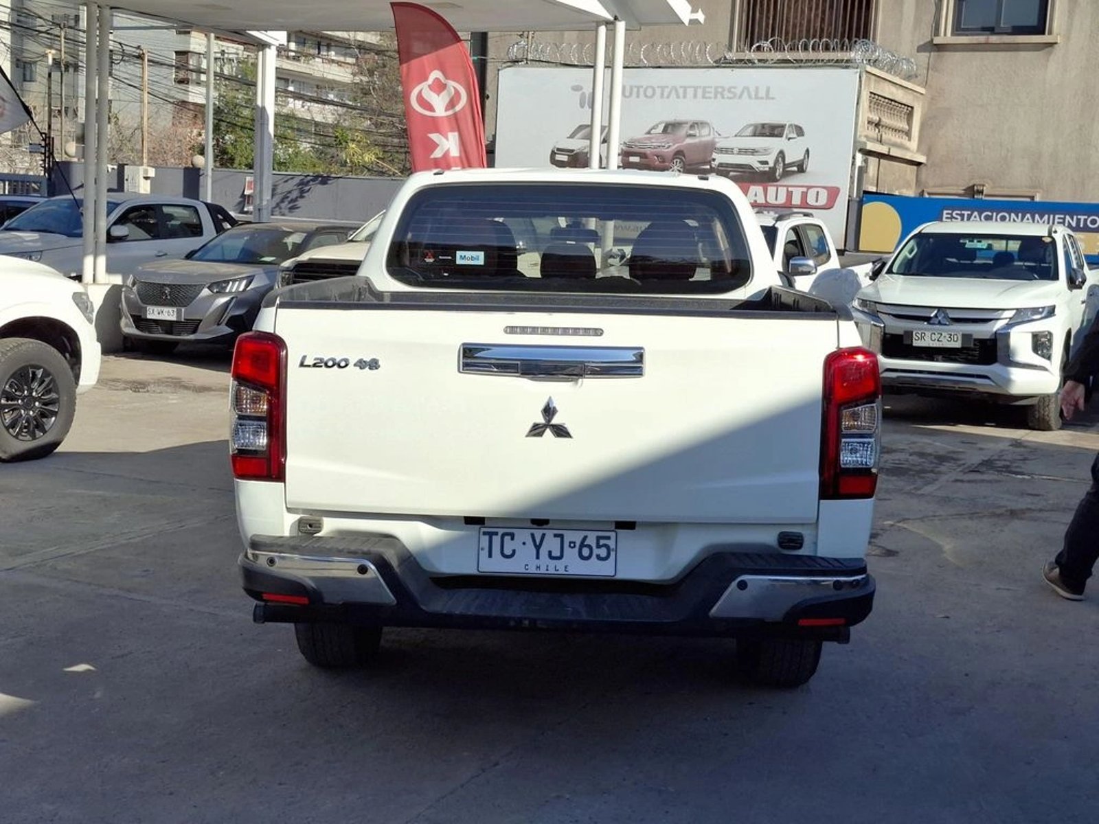 MITSUBISHI L200 2.4 2024 - Imagen 8 de 20