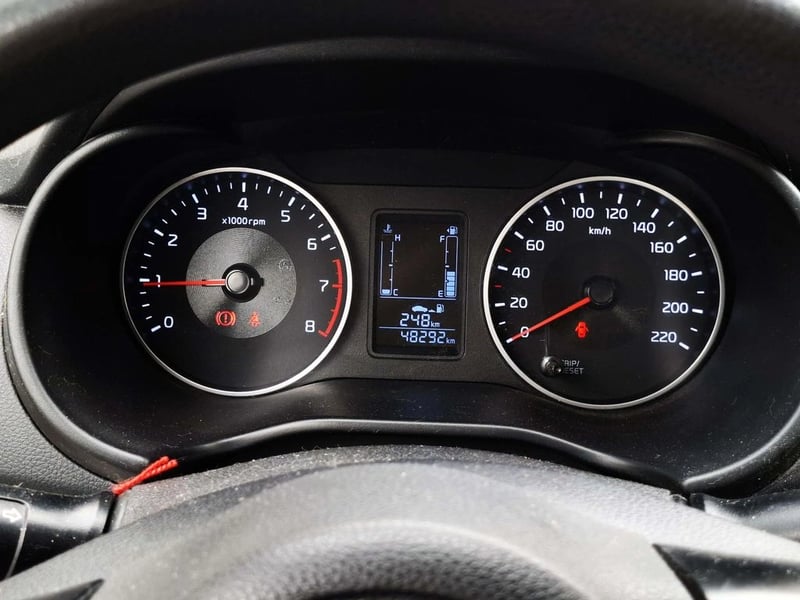 Kia SOLUTO 1.4 2022 - Imagen 16 de 20