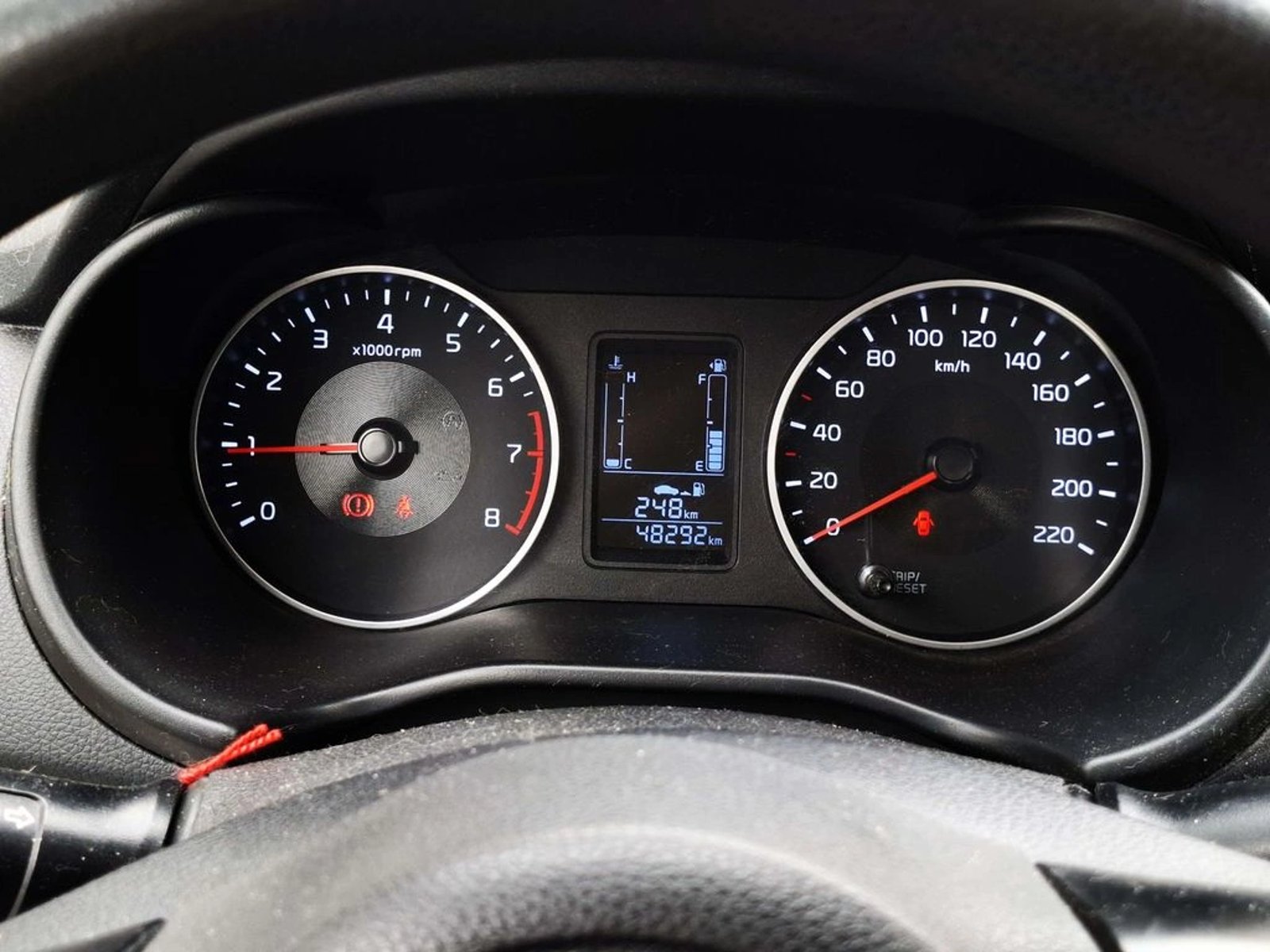 Kia SOLUTO 1.4 2022 - Imagen 16 de 20