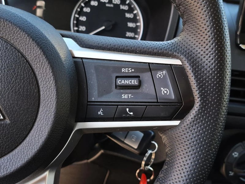 Mitsubishi L200 KATANA XRT 4X4 MT 2024 - Imagen 17 de 20