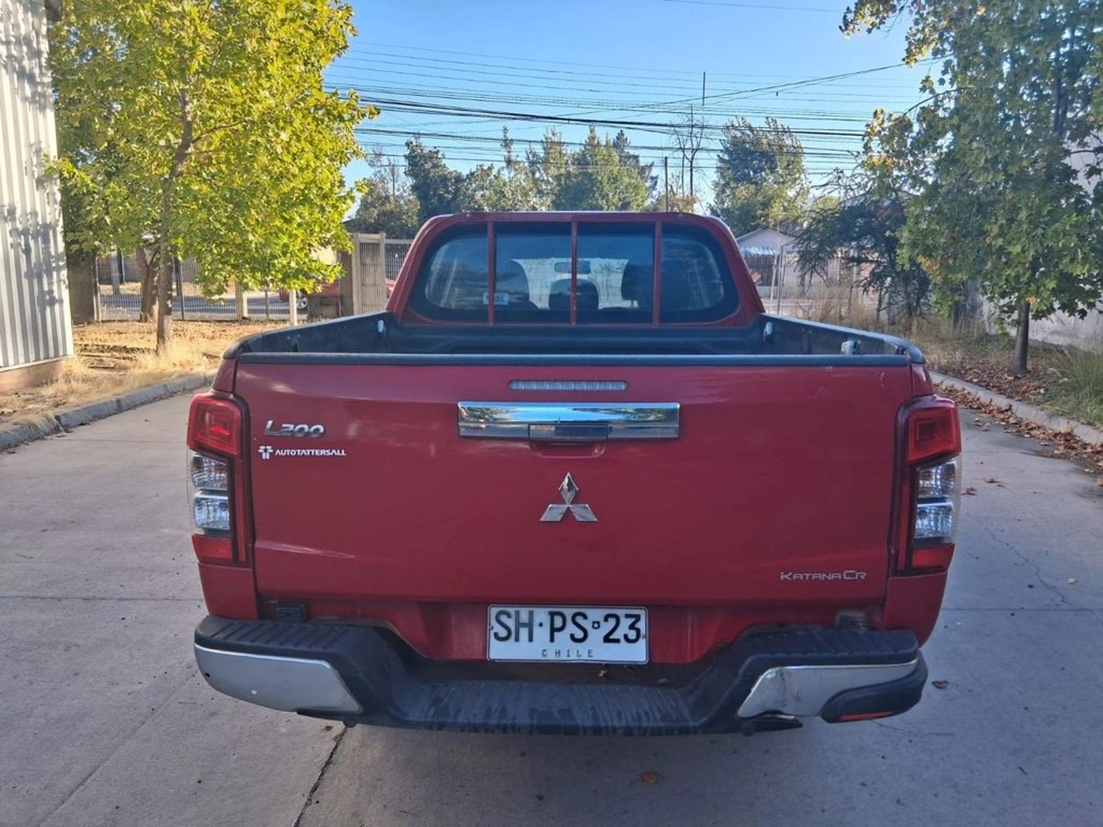 MITSUBISHI L200 KATANA CR 2.4 DC 4x2 2022 - Imagen 4 de 12