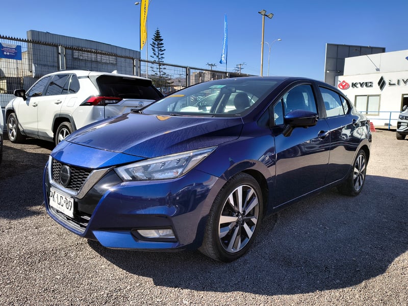 Nissan VERSA CVT 1.6 AUT Gasolina SENSE 2021