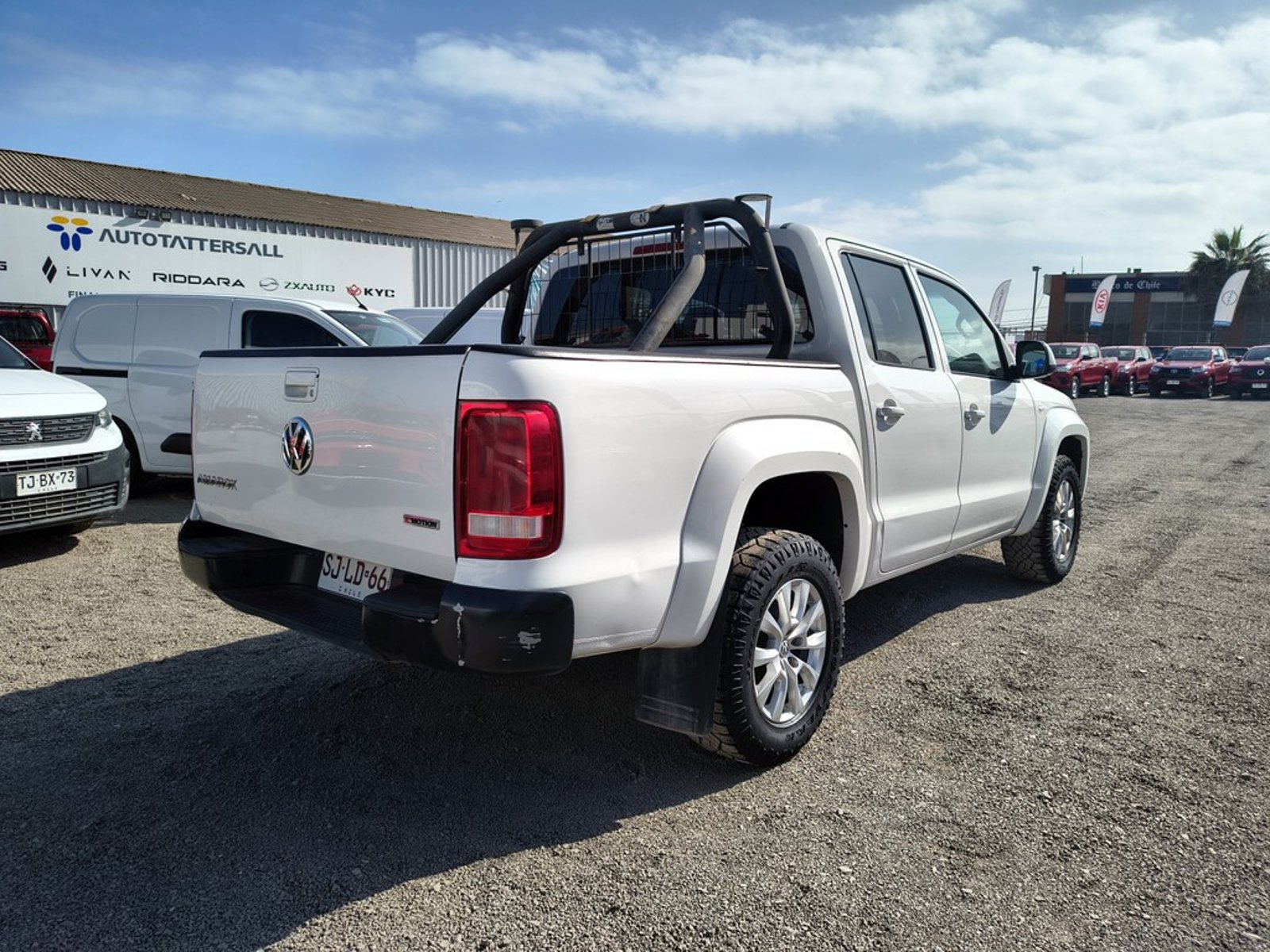 Volkswagen AMAROK AMAROK 2.0 Diesel 4x4 T/M 2023 - Imagen 7 de 20