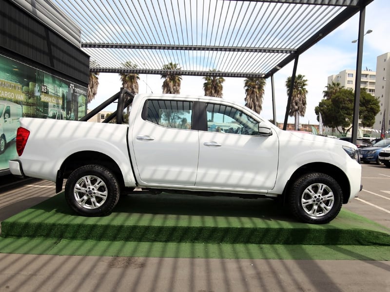 Nissan NAVARA 2.3 XE MT 4X4 2024 - Imagen 4 de 20