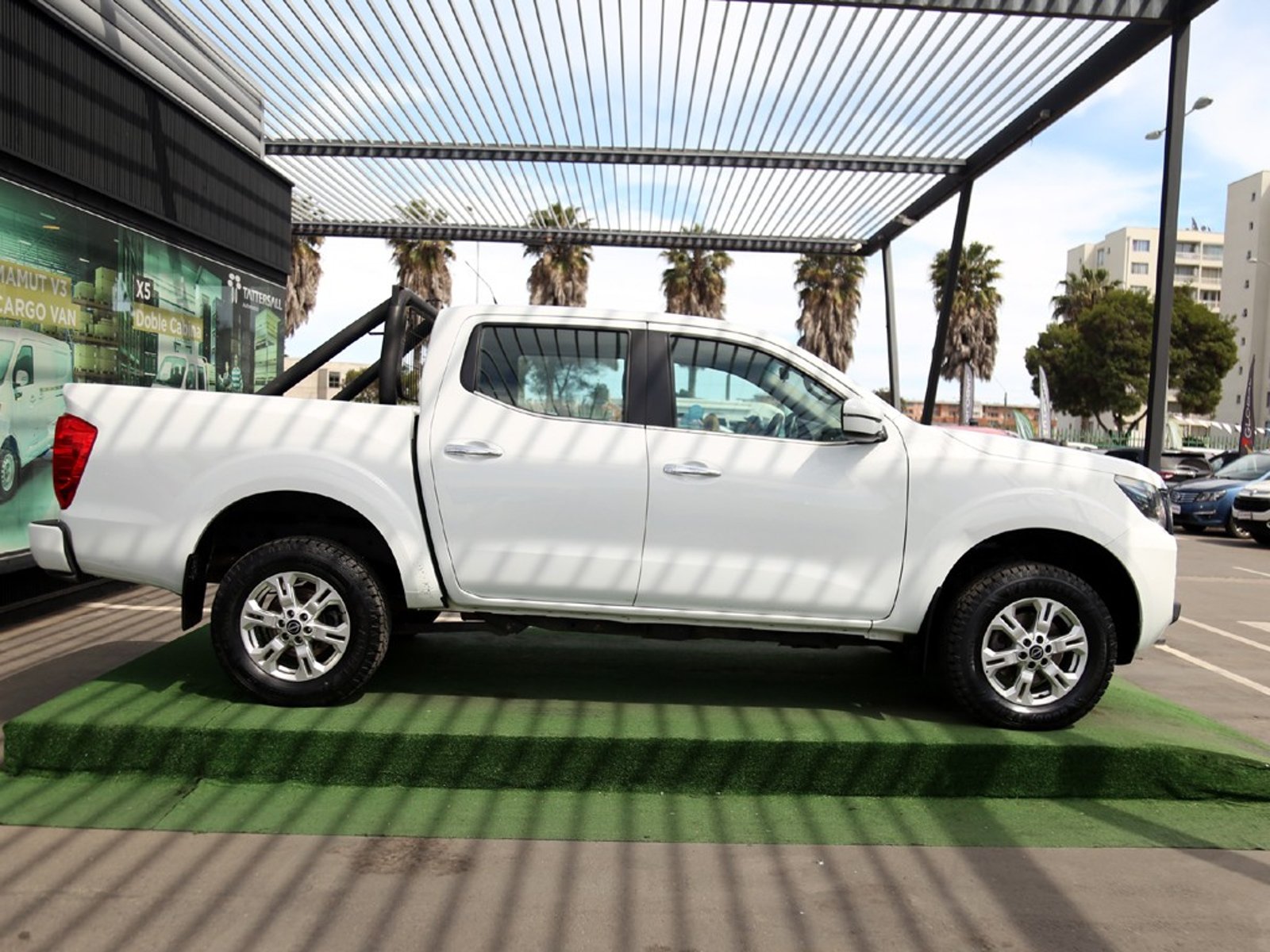 Nissan NAVARA 2.3 XE MT 4X4 2024 - Foto 4 de 20