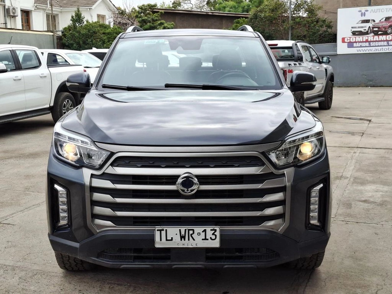 SsangYong GRAND MUSSO 2.2D Limited Plus Auto 4x4 AT 2024 - Foto 2 de 20