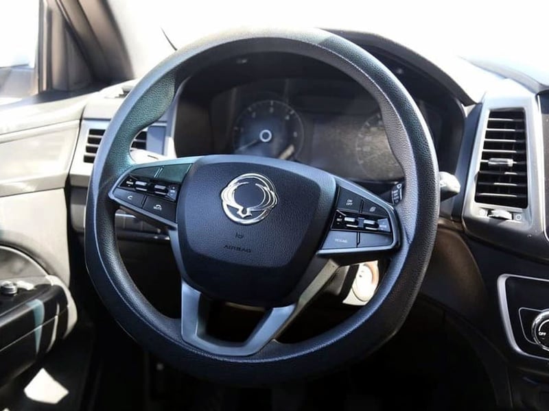 SsangYong GRAND MUSSO 2.2 4X2 MT 2022 - Imagen 15 de 20