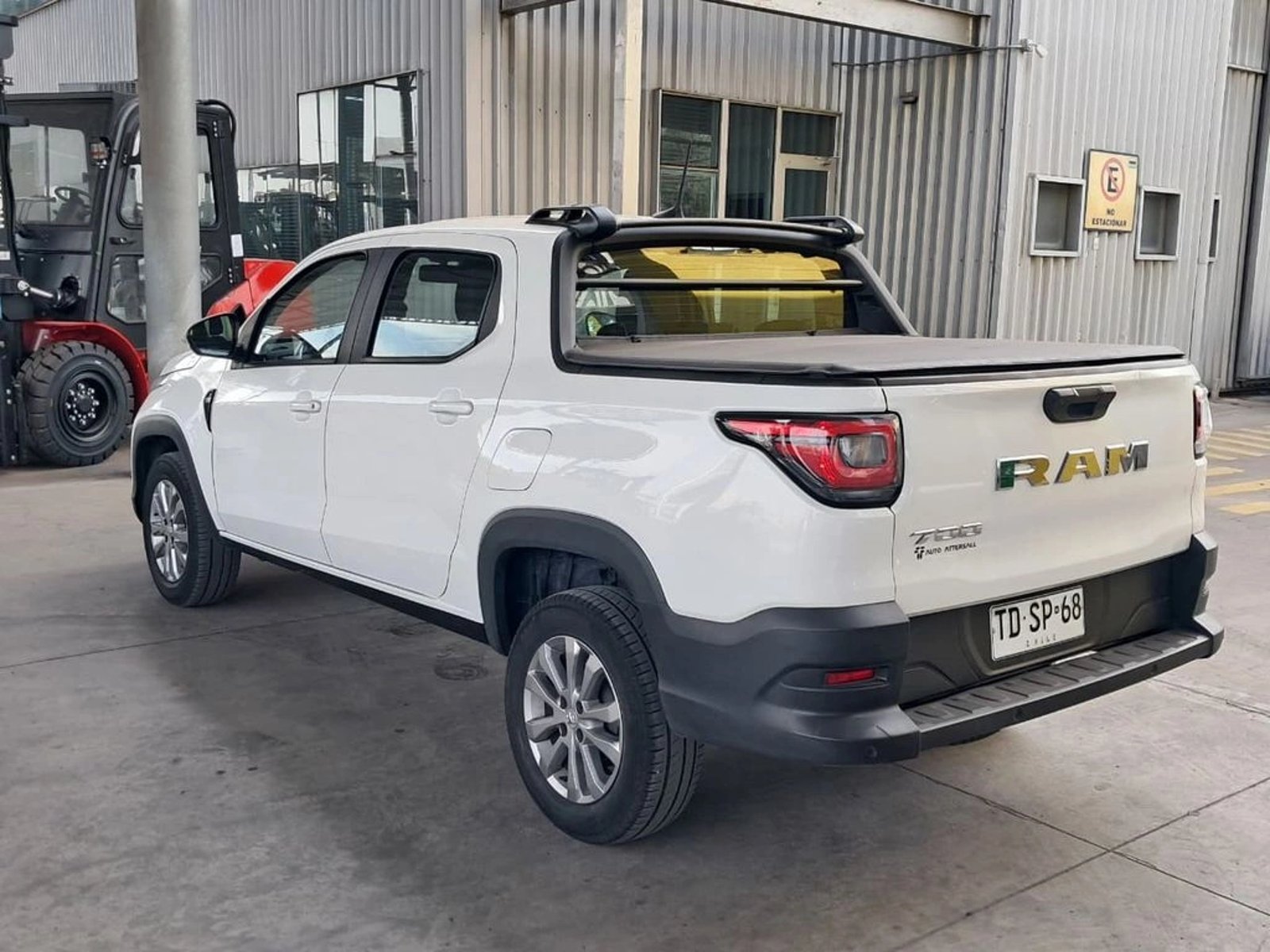 RAM 700 BIG HORN CD 1.3 2024 - Imagen 9 de 20