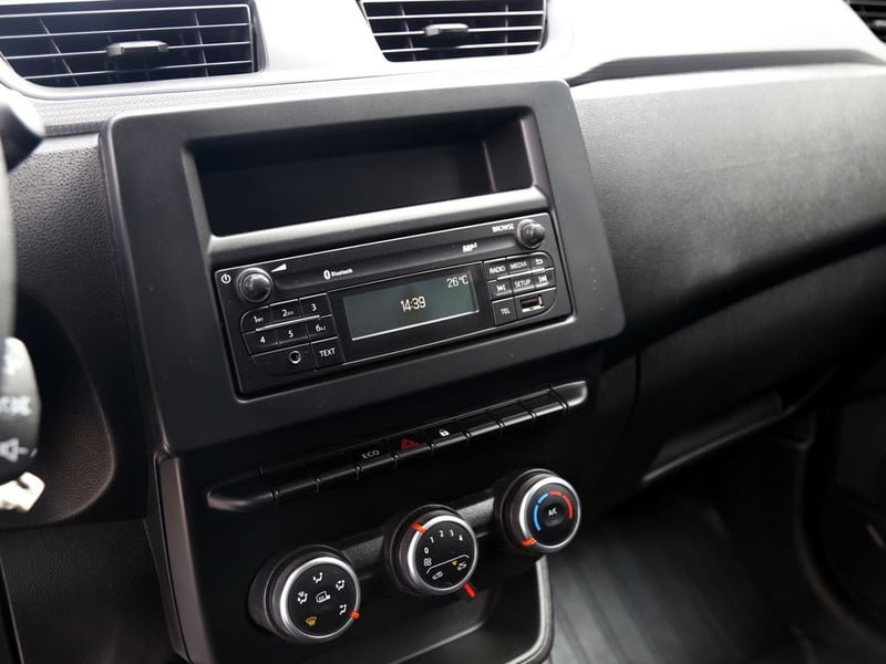 Renault EXPRESS MT 1.5 D 2022 - Imagen 19 de 20