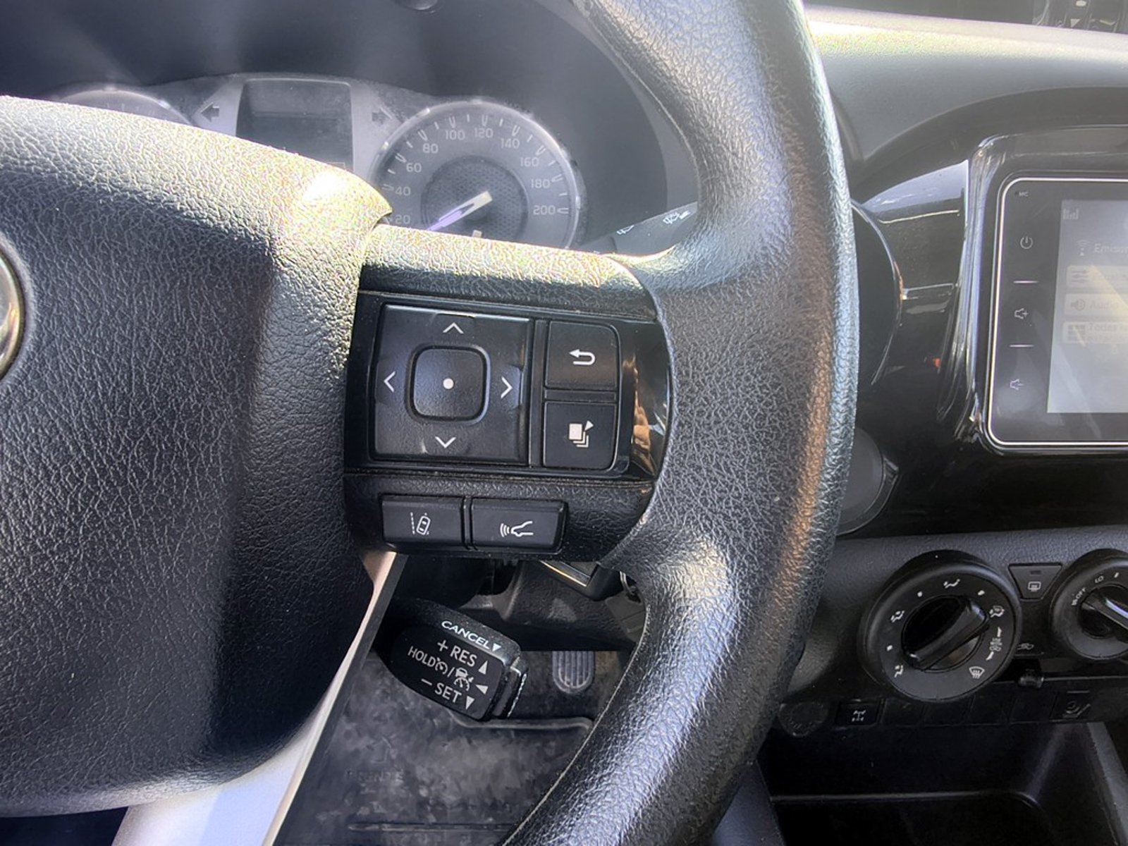 TOYOTA HILUX HILUX TSS 2.4 Diesel 4X2 T/M 2021 - Imagen 14 de 20