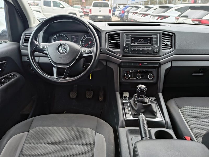 Volkswagen AMAROK 2.0 Diesel 4x2 T/M 2023 - Imagen 19 de 20