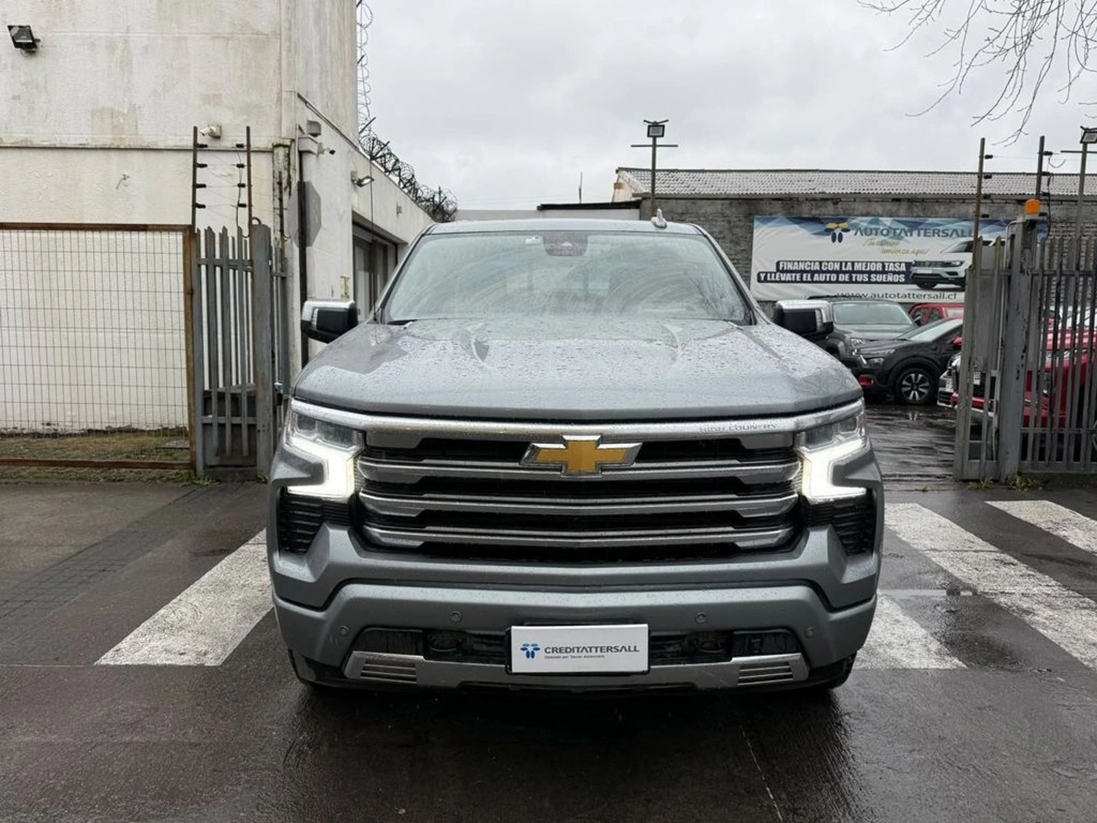 Chevrolet SILVERADO High Country 4X4 3.0 DIESEL AUT 2024 - Foto 2 de 20