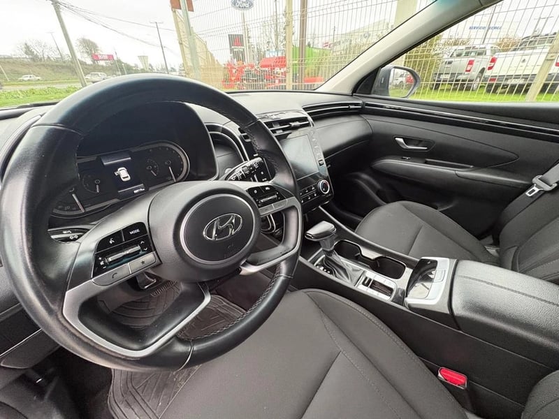 Hyundai TUCSON NX4 2.0 MPI 4X2 2024 - Imagen 8 de 12