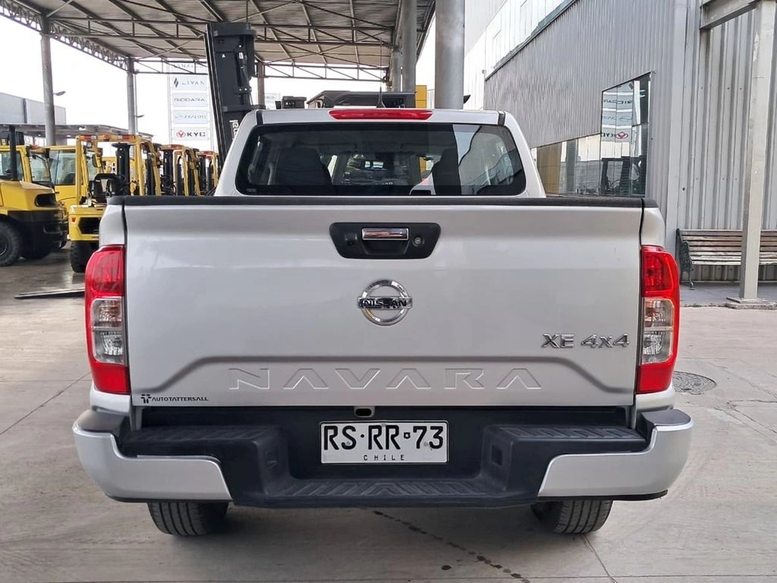 Nissan NAVARA 2.3 XE DC AT 4X4 2022 - Imagen 7 de 20