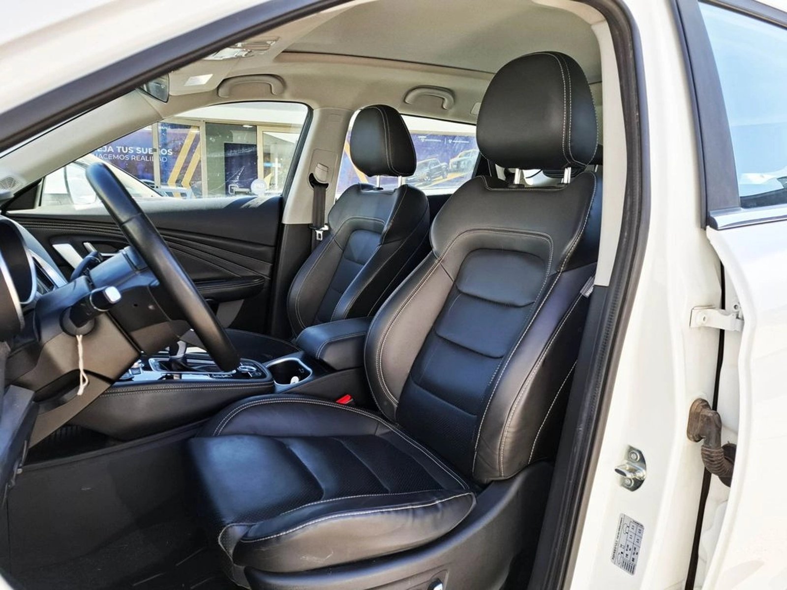 JETOUR X70 1.5 2022 - Imagen 13 de 20