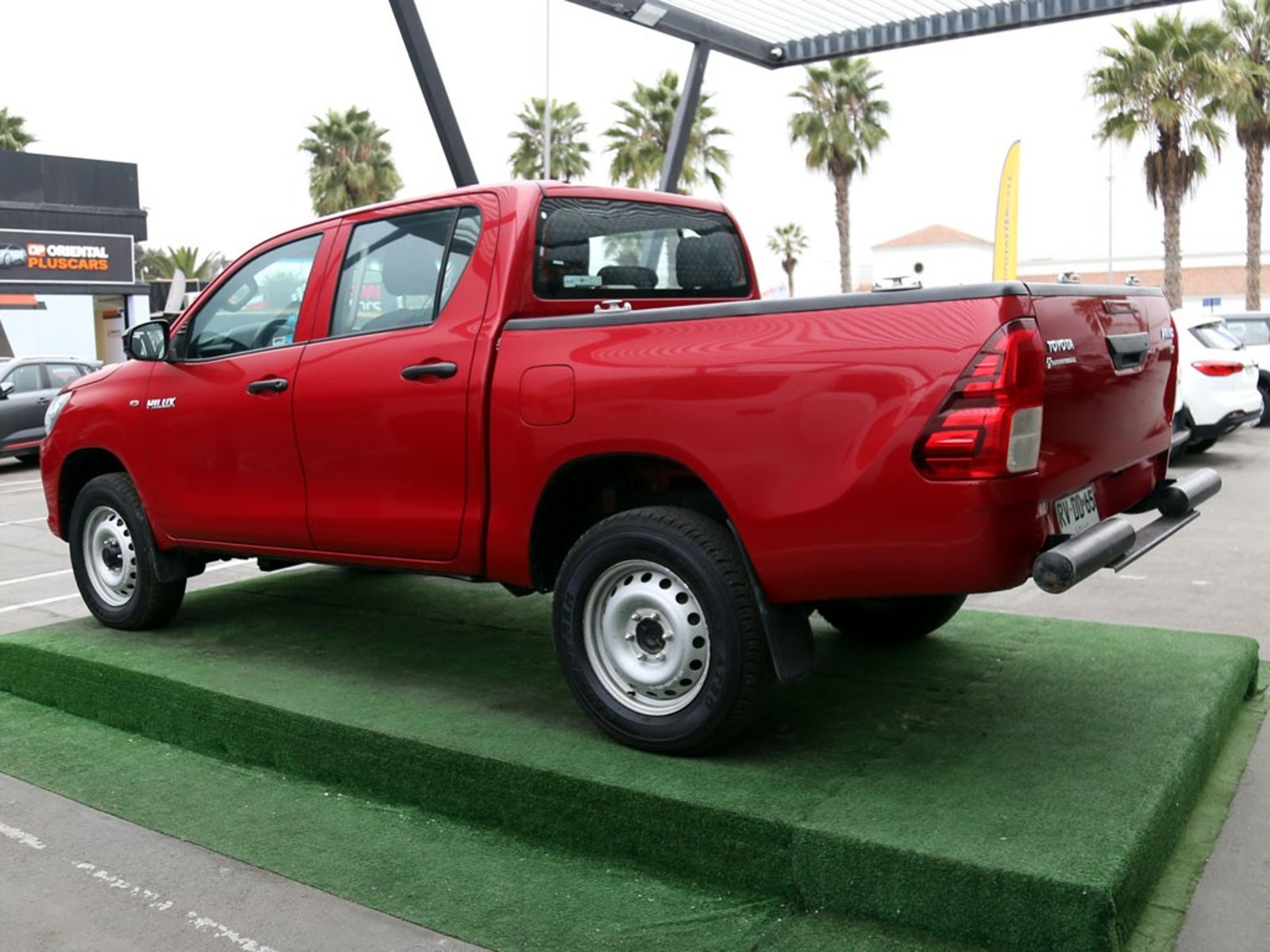 Toyota HILUX 2.4 4X4 MT 2022 - Imagen 8 de 19
