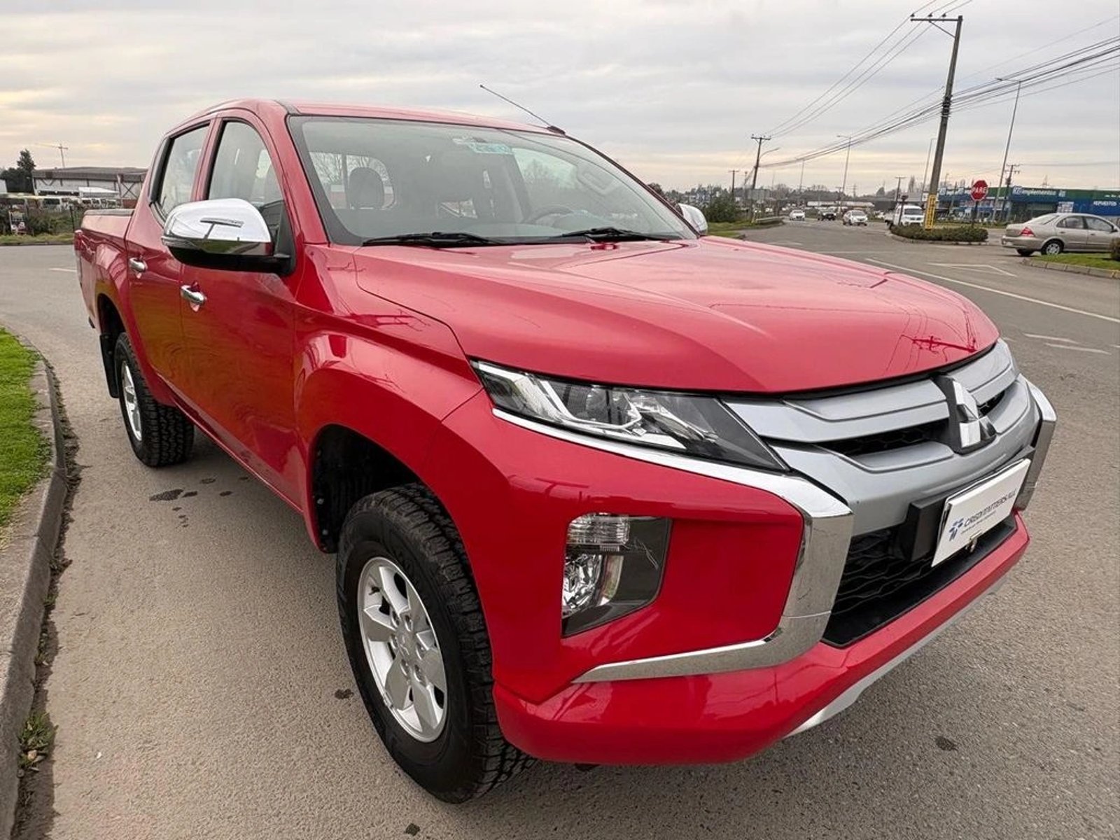 Mitsubishi L200 CR KATANA 4X2 2022 - Foto 3 de 12