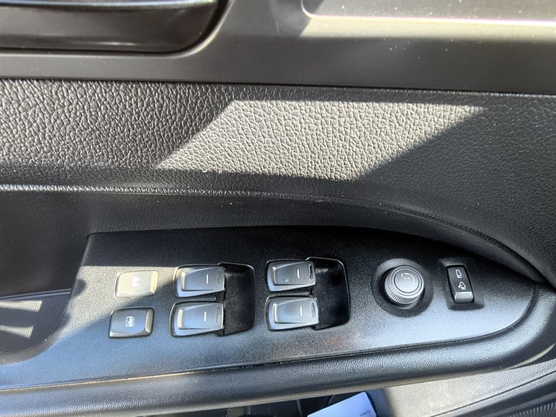 SsangYong MUSSO GRAND MUSSO 2.2 Diesel 4x2 T/M 2022 - Imagen 7 de 20