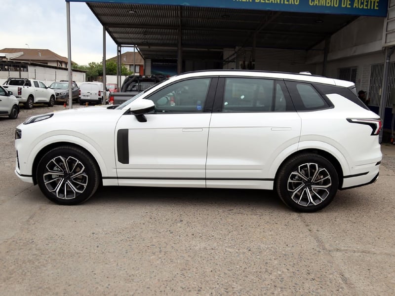 Lynk & Co 09 HALO 2.0 T 2027 - Imagen 5 de 20