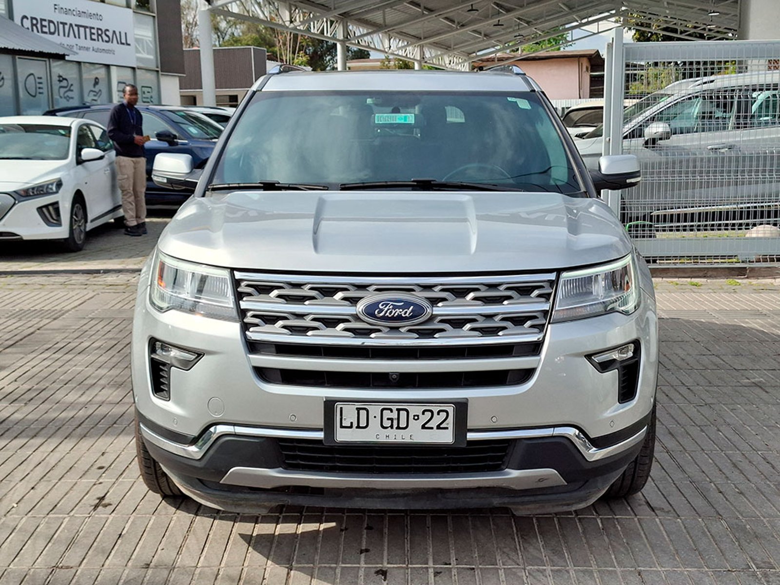 Ford EXPLORER 2.3 LIMITED ECOBOOST 4X4 AT 5P 2019 - Foto 2 de 20