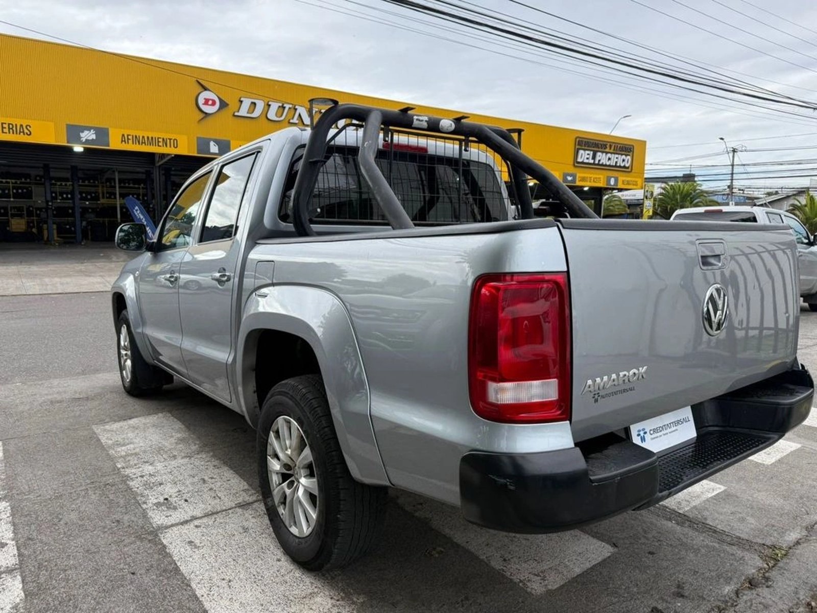 VOLKSWAGEN AMAROK 2.0 TRENDLINE 4X2 MT 2023 - Imagen 7 de 12