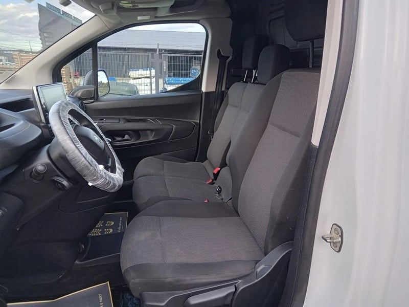 Peugeot PARTNER PARTNER 1.5 L1 2024 - Imagen 5 de 8
