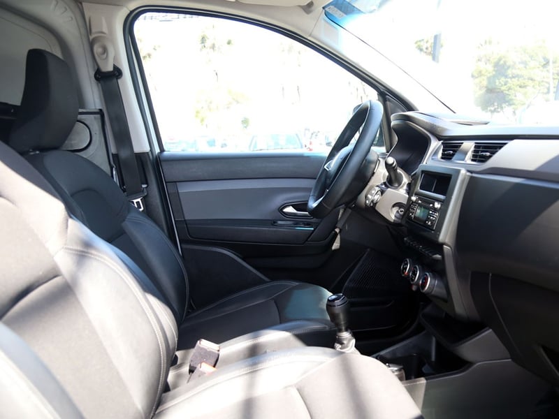 Renault EXPRESS 1.5 MT 2022 - Imagen 15 de 19