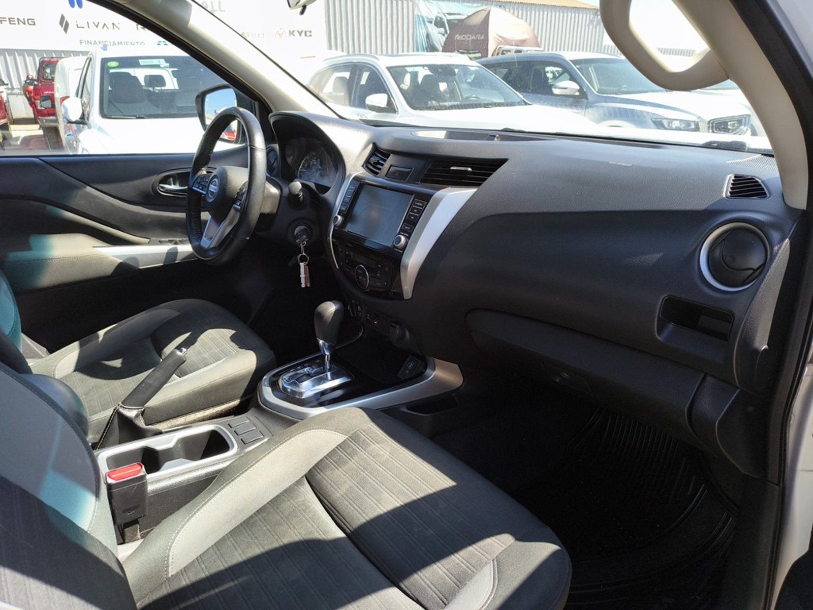 NISSAN NAVARA 2.3 Diesel 4x4 T/A 2023 - Imagen 18 de 18