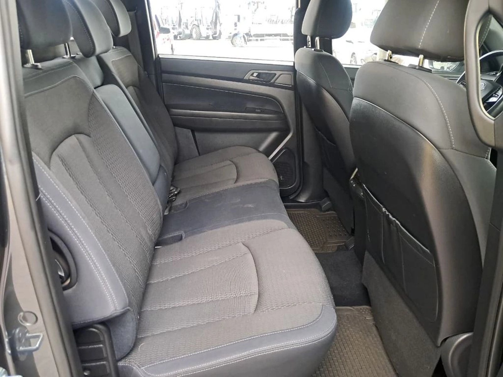 SsangYong GRAND MUSSO 2.2 DSL 4X2 MT 2024 - Imagen 16 de 20