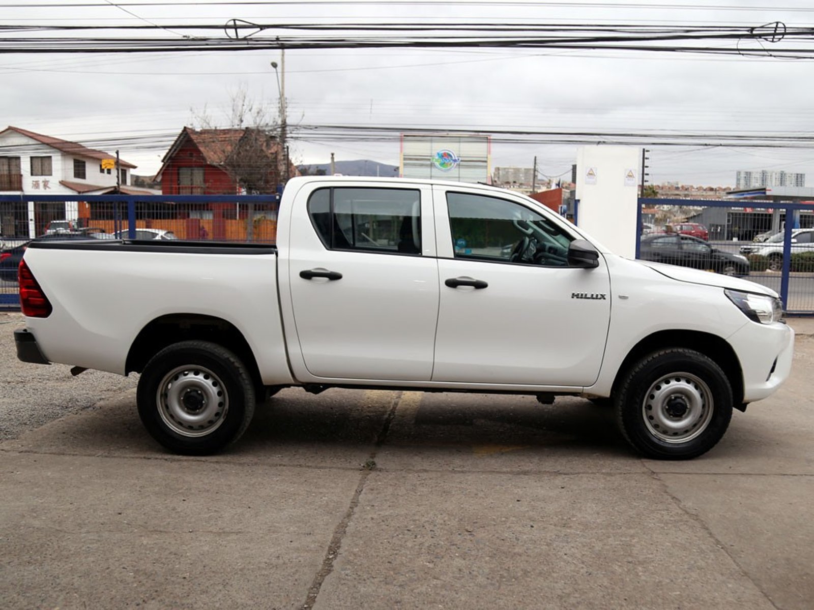 Toyota HILUX 2.4 DX MT 4X2 DIESEL 2021 - Foto 4 de 20