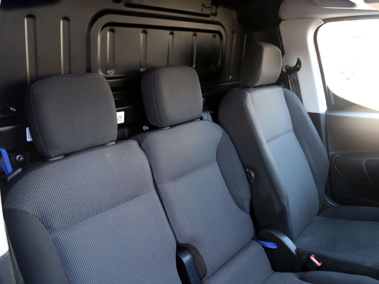 Peugeot PARTNER 1.5 L1 MT DIESEL 2024 - Imagen 20 de 20