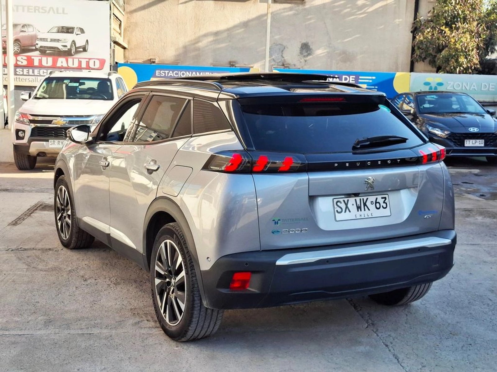 Peugeot 2008 1.2 2023 - Imagen 11 de 20