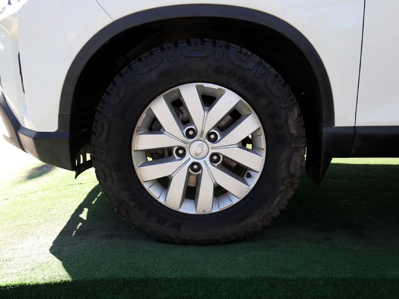 SsangYong MUSSO 2.2 MT 4X4 DIESEL 2023 - Imagen 10 de 20