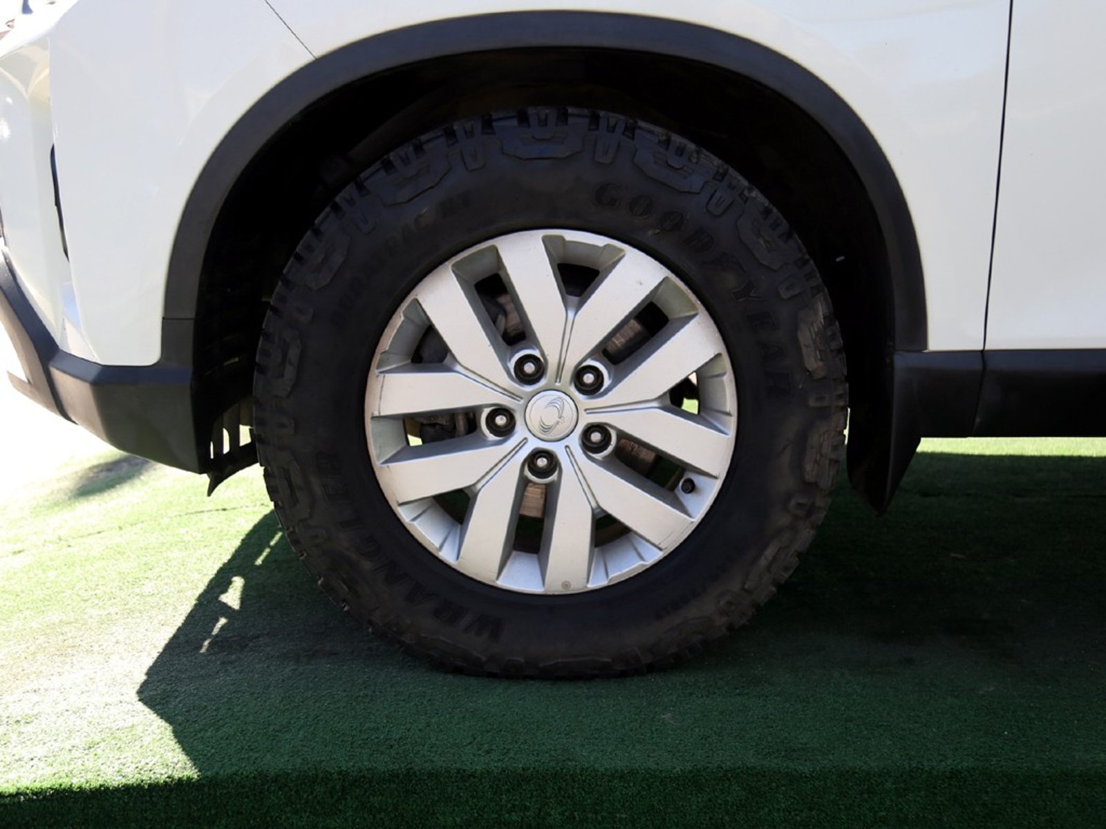 SsangYong MUSSO 2.2 MT 4X4 DIESEL 2023 - Imagen 10 de 20