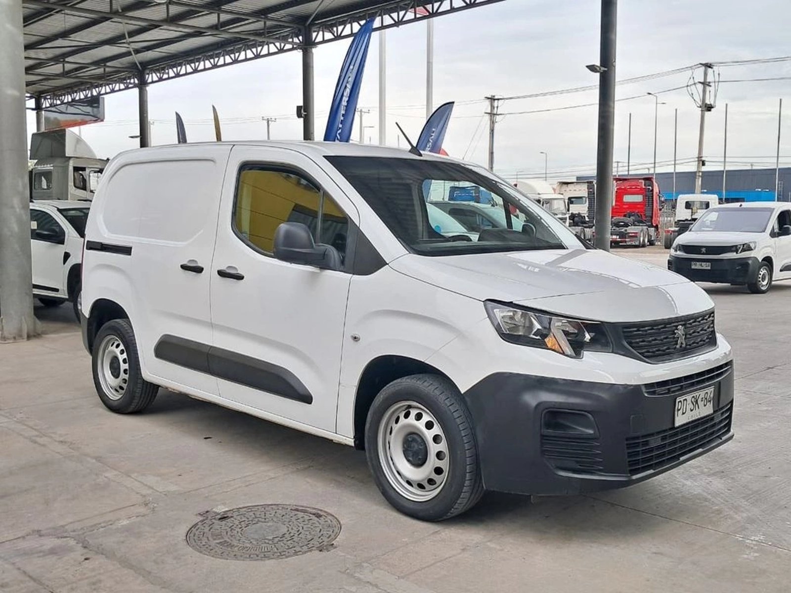 PEUGEOT PARTNER 1.6 L1 HD1 MT 2021 - Imagen 4 de 19