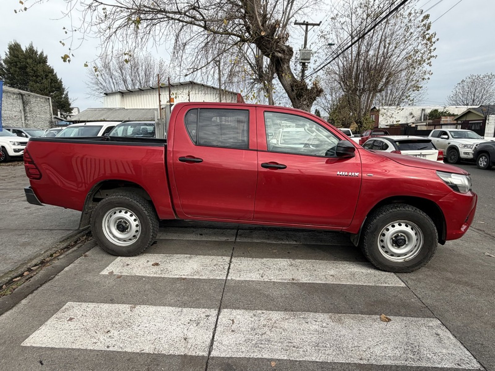 TOYOTA HILUX 2.4 DX 4X4 MT 2022 - Imagen 5 de 20