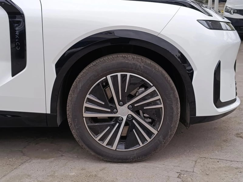 Lynk & Co 08 PHEV PRO 2027 - Imagen 6 de 20