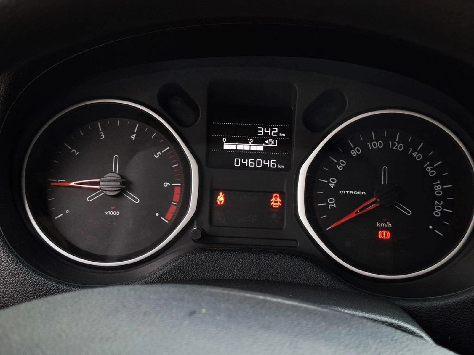 CITROEN C-ELYSEE 1.6 DIESEL 2025 - Imagen 17 de 20