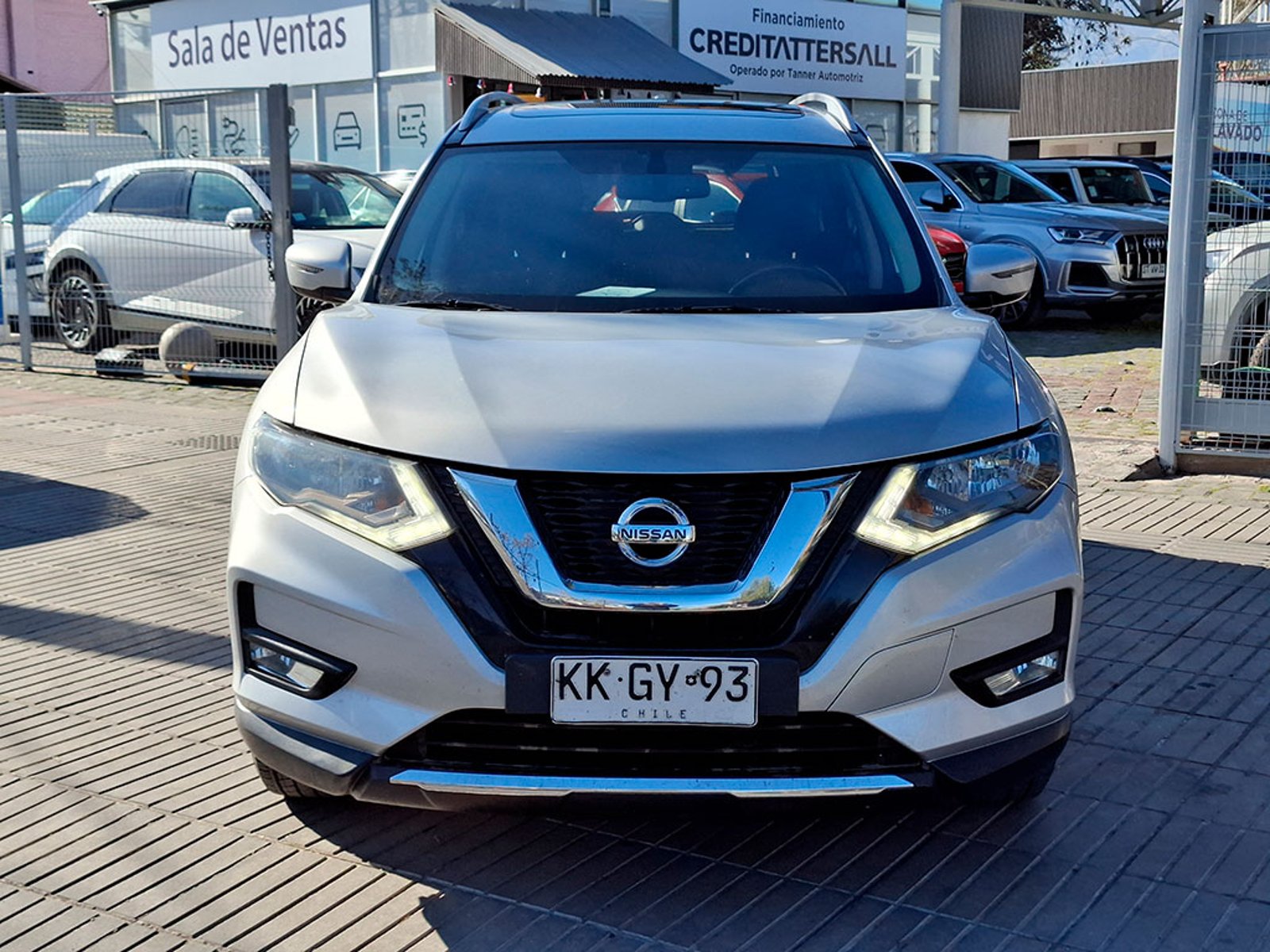 Nissan X-TRAIL Xtrail 2.5 AT Sense 2018 - Foto 2 de 20