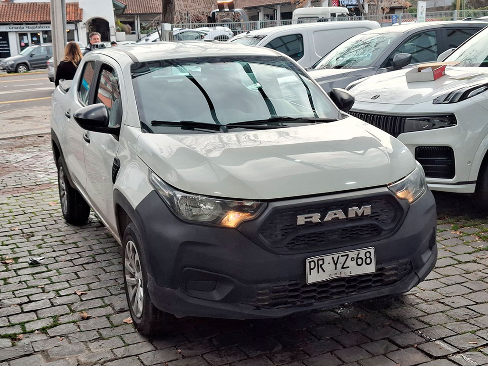 RAM 700 700 1,4 MT DC SLT 2021 - Imagen 3 de 19
