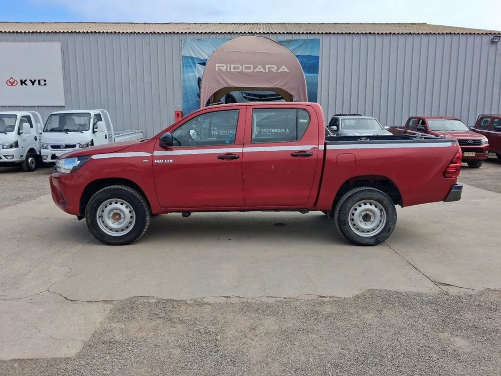 TOYOTA HILUX HILUX TSS 2.4 Diesel 4X2 T/M 2021 - Imagen 8 de 15