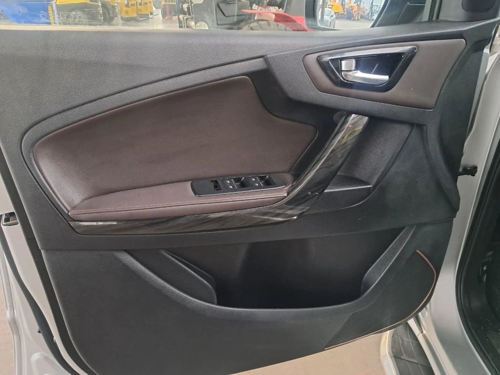 ZX Auto TERRALORD 2.5 AT 4X4 2023 - Imagen 13 de 20